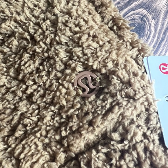 Lululemon Customizable Snap Scarf Skinny *Fleece NWT Bold Beige - Picture 5 of 11